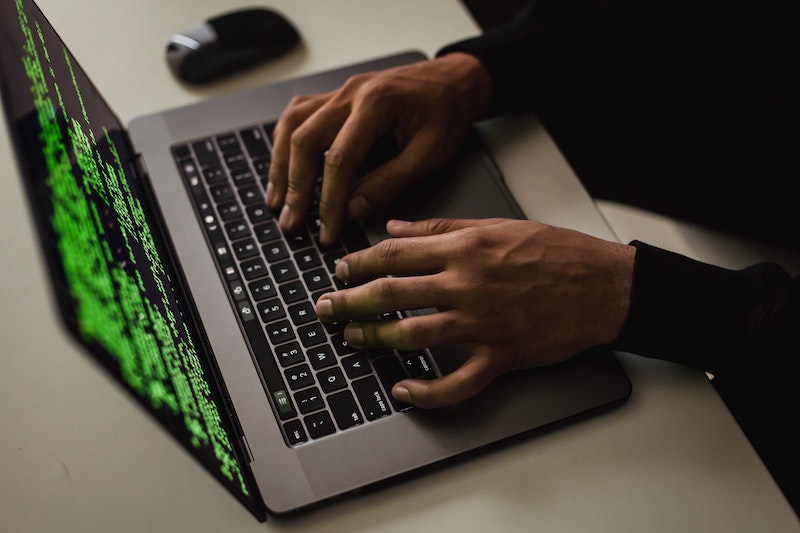 types of cyberattacks: phishing attacks